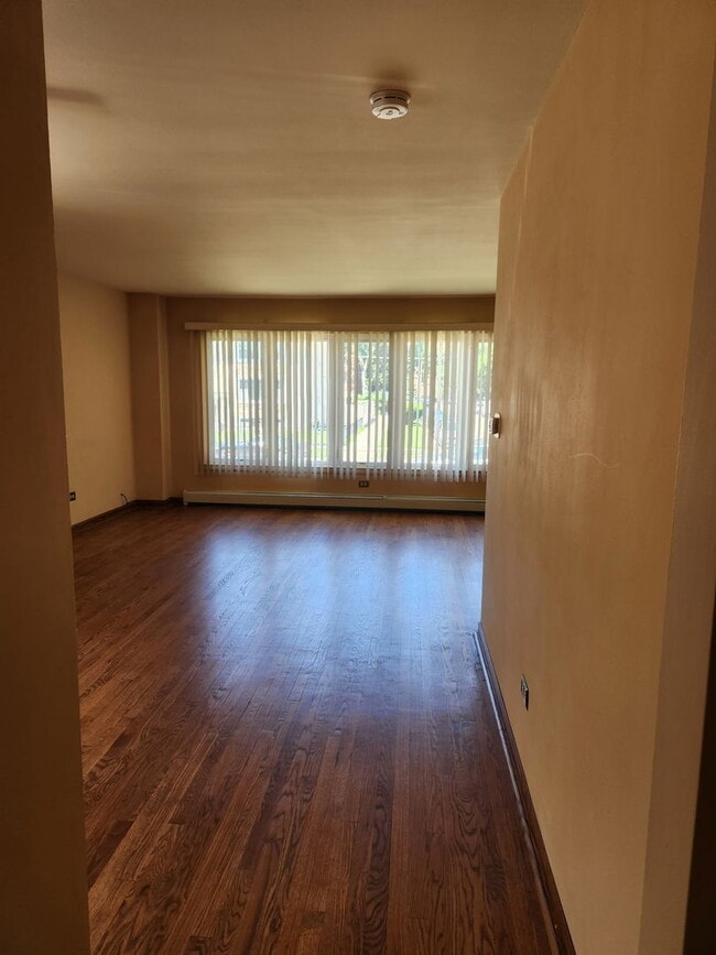 Photo - 8465 W Berwyn Ave Unit 1