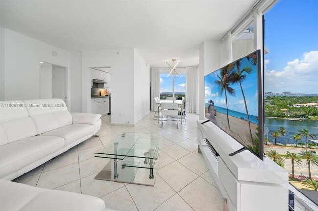 Photo - 4779 Collins Ave Unidad 1507