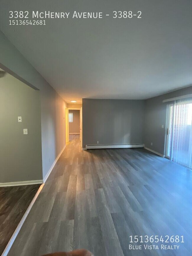 Photo - 3382 McHenry Ave Unidad 3388-2