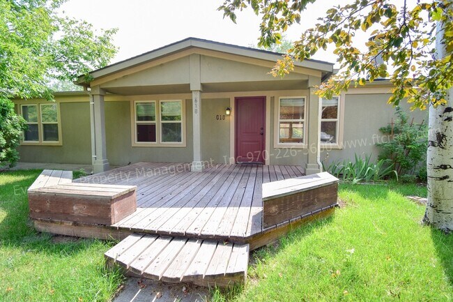 Building Photo - 618 Ponderosa Dr