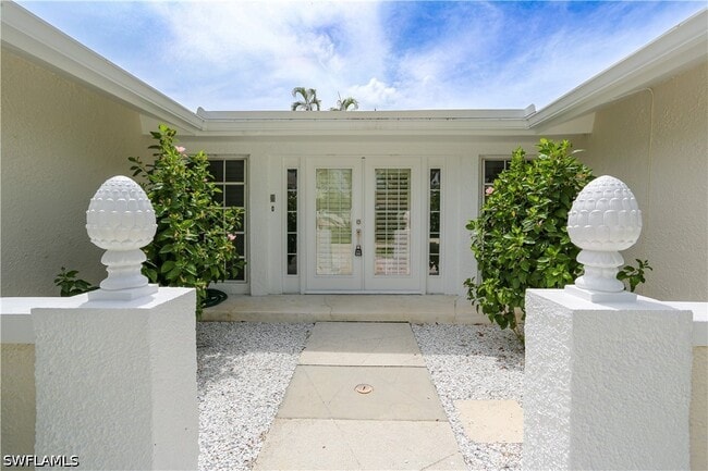 Photo - 2901 Crayton Rd
