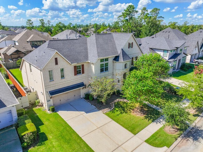 10467 Lake Palmetto Dr