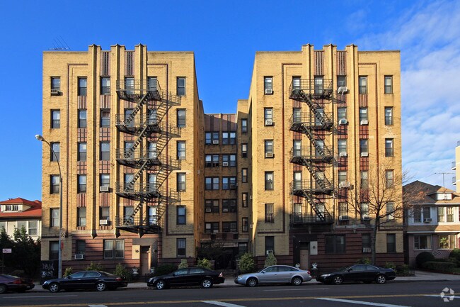 Photo - 1928 Ocean Ave Apartments