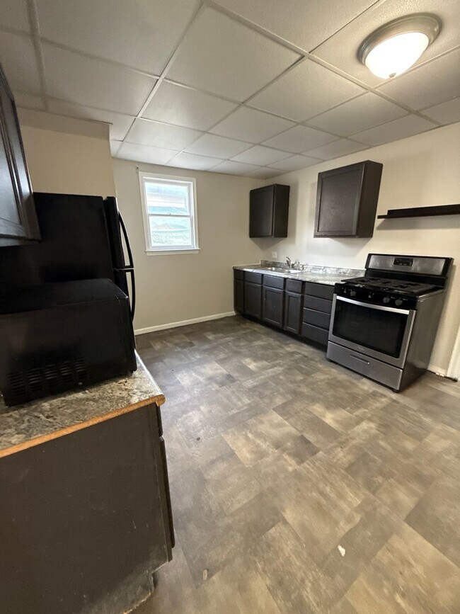 Photo - 3 bedroom/2 bath house