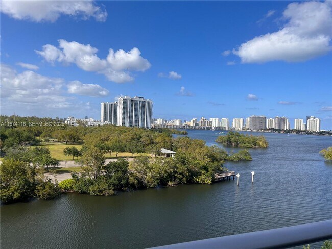 Photo - 16385 Biscayne Blvd Unidad 606