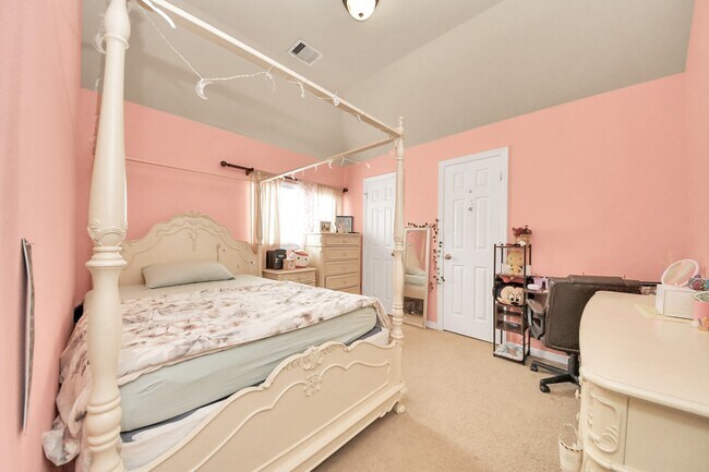 Building Photo - 18918 Morant Bay Dr