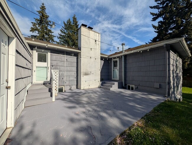 Photo - 5bd/2ba Burien Home
