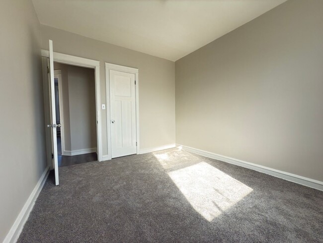 Photo - 3535 Lyndale Ave Unit 2