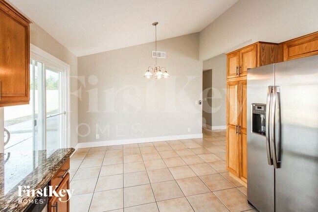 Photo - 904 Shadow Mountain Pl