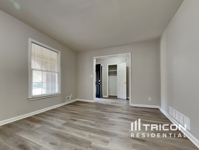 Photo - 401 Barbashela Dr