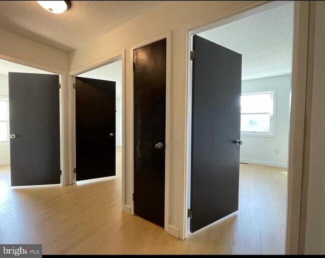 Photo - 12 Lennox Ct