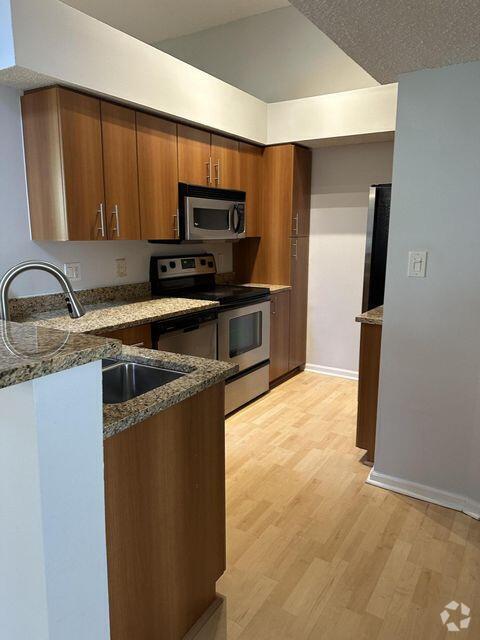 Building Photo - 1385 Crystal Way Unit N Rental