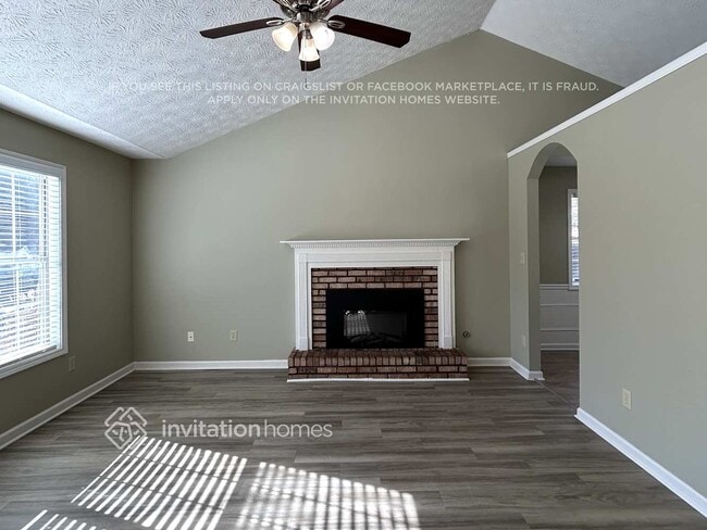 Photo - 3920 Garrett Springs Dr