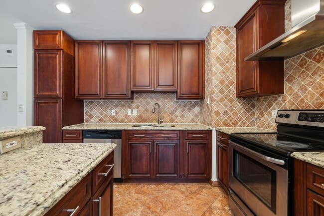 Photo - 1111 River Rd Unit F26