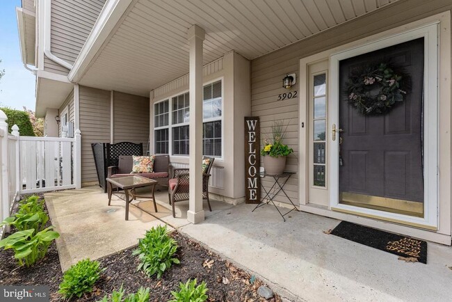 Photo - 5902 Coventry Way Townhome