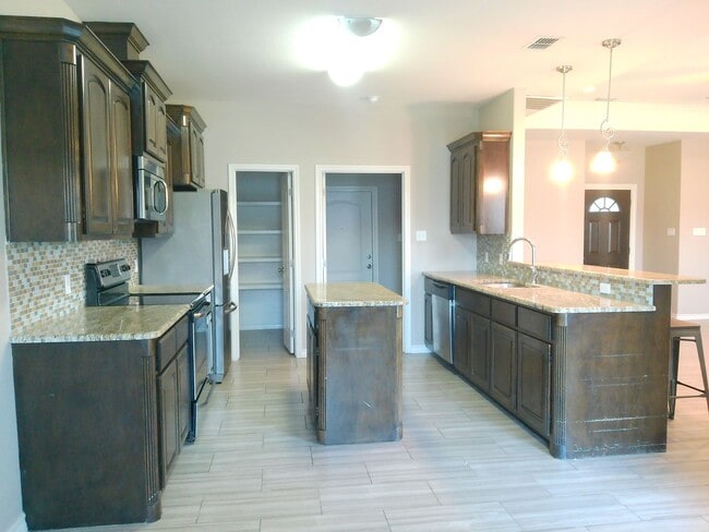 Photo - 1117 Sambar Ln