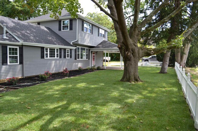 406 Edna Ave