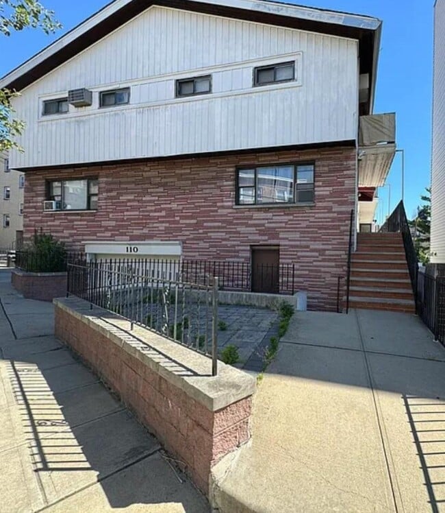 Photo - 110 33rd St Unidad 2 Rental