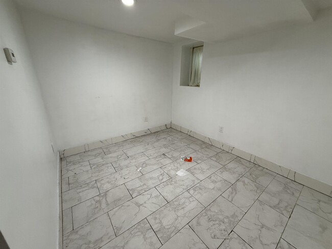 Photo - 619 38th St Unit Ground Level