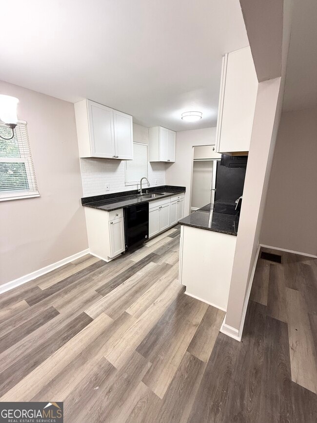 Photo - 207 Custer Cir