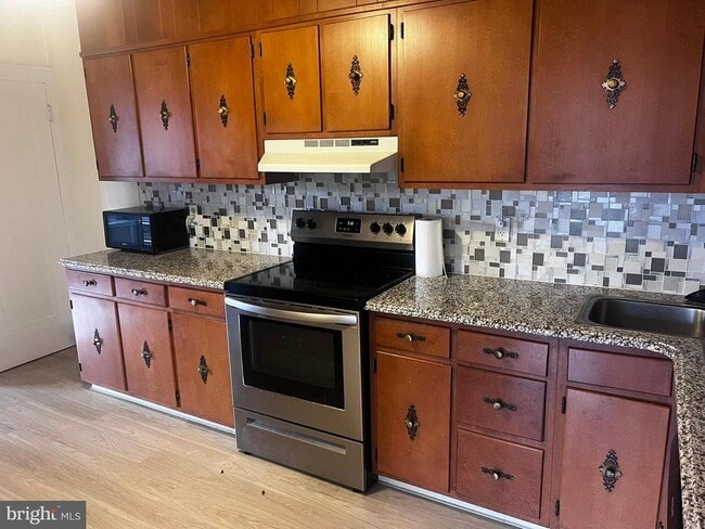 Photo - 501 N Brobst St