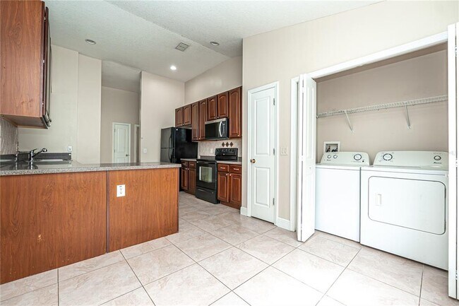 Photo - 2709 Lucas Lakes Ln