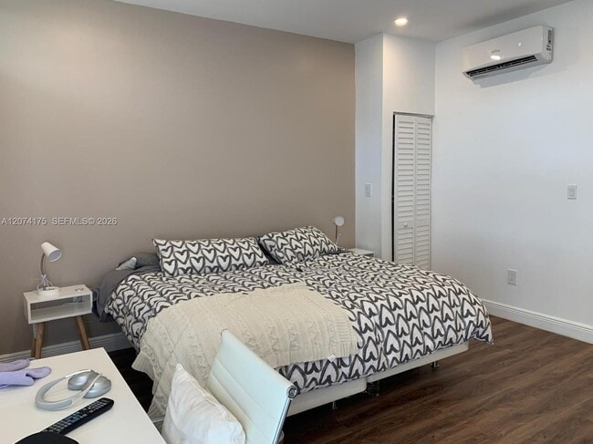 Photo - 14921 N Spur Dr Unit 1