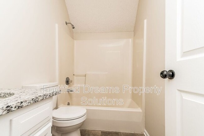 Photo - 814 N Greenbriar St