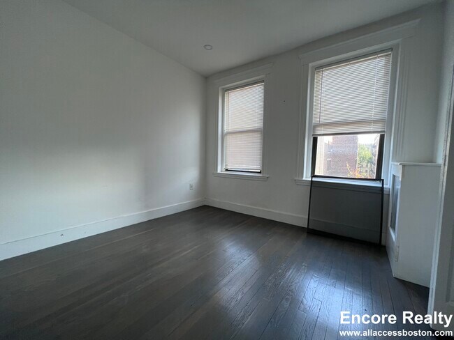 Photo - 11 Peterborough St Unit 25