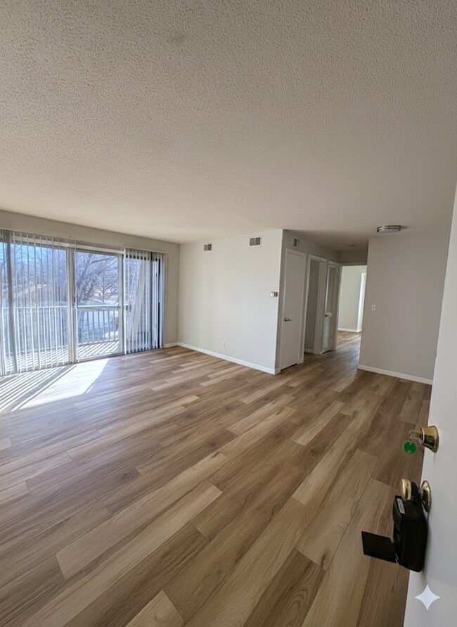 Photo - Heatherwood Apartments