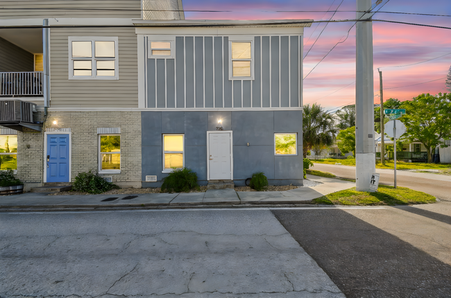 Photo - 720 S 22nd St Townhome