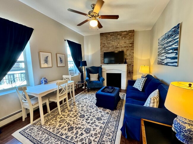 The Great Room - 104 Ferry St Unit 3
