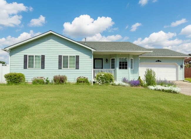 Building Photo - South Kalispell Home in a Family Friendly Neighborhood