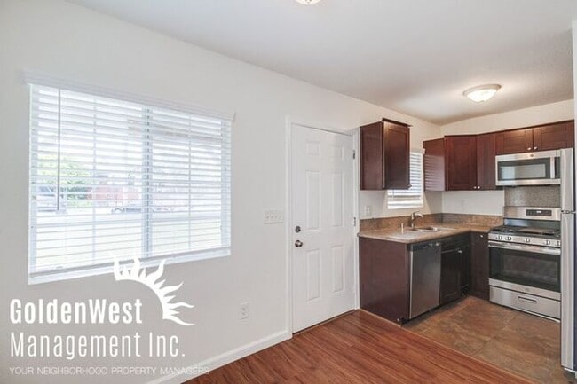 Photo - Cozy 2Bdm 1Ba Home in the Mountain View Neighborhood