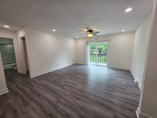Photo - Split-Level 3 Bedroom Duplex with Garage