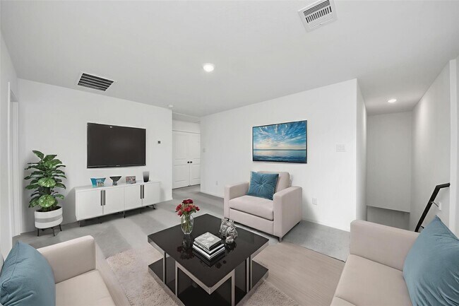 Photo - 13338 Rayhill Dr