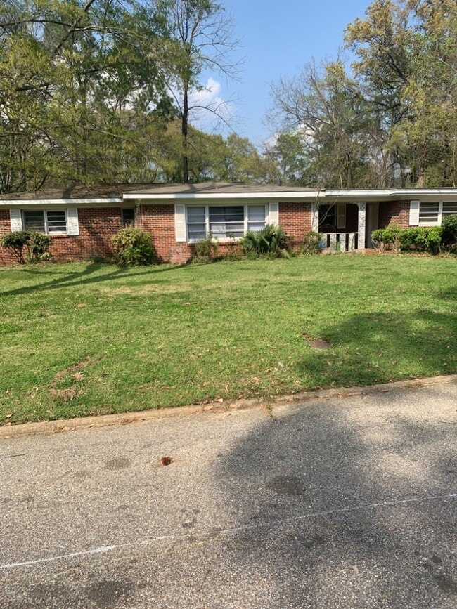 Photo - 1419 Beaumont Dr
