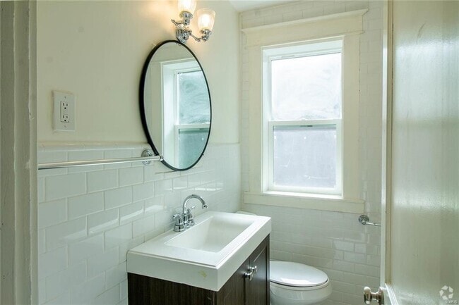 Building Photo - 6508 Chamberlain Ave Unit 1F Rental