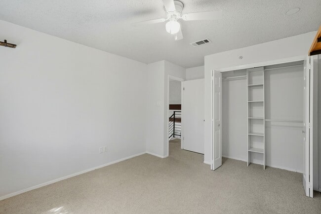 Building Photo - 7258 Coronado Cir