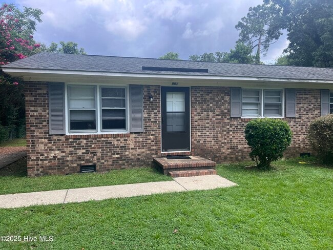 Building Photo - 901 Miller Ave Rental