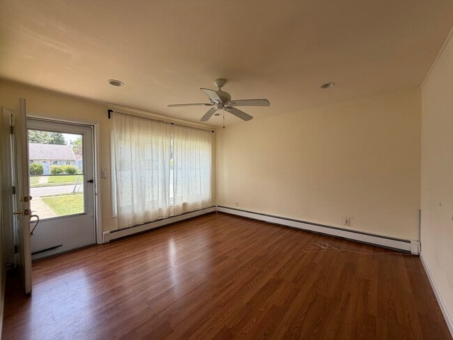 Photo - 38 Island St