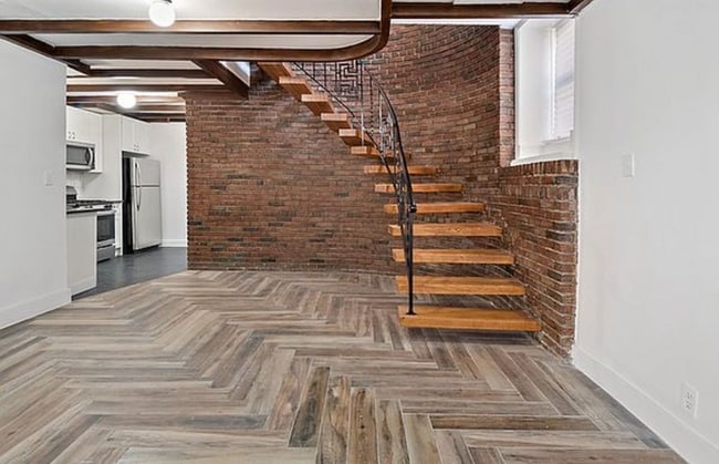 Photo - 1075 Grant Ave Unit 1