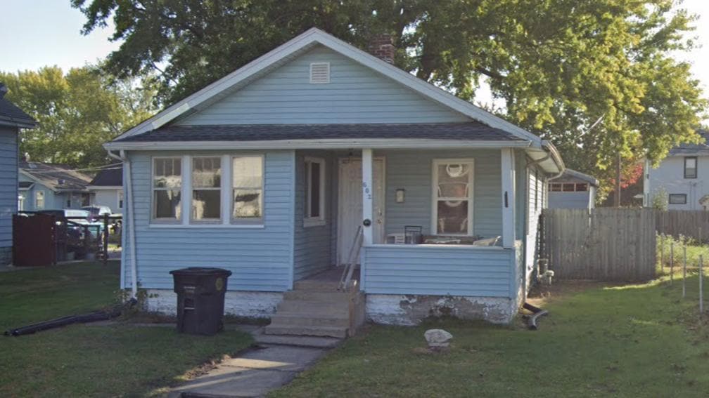 Photo - 602 Dundee St