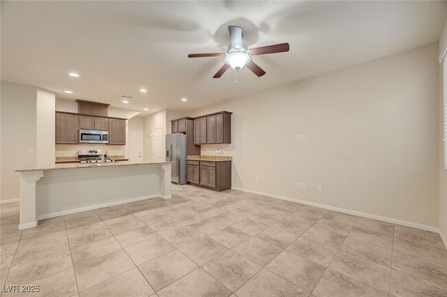 Building Photo - 6625 Rocky Reef St