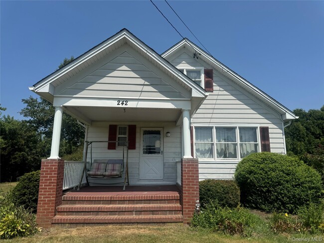 Building Photo - 242 Deep Hole Rd