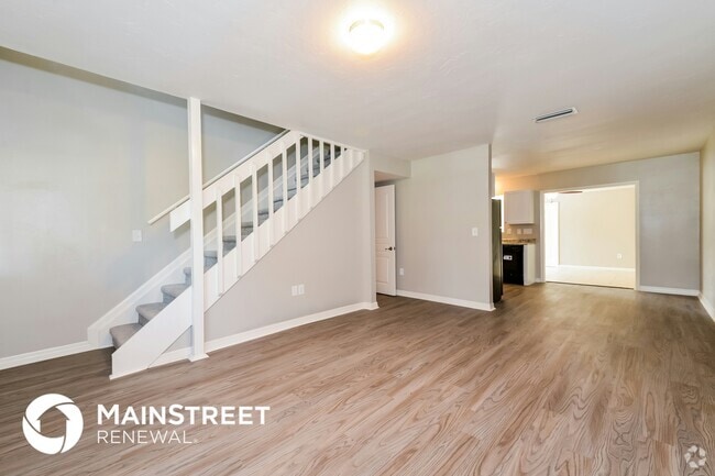 Building Photo - 3135 Peachtree St Rental