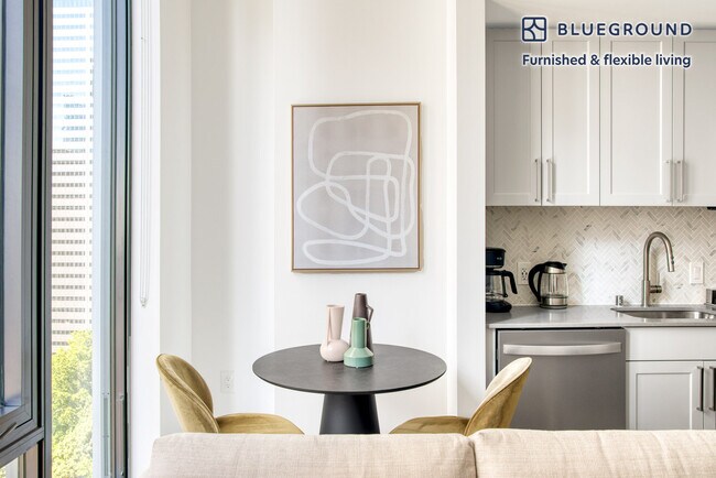 Photo - 704 Spring St Unit FL14-ID443