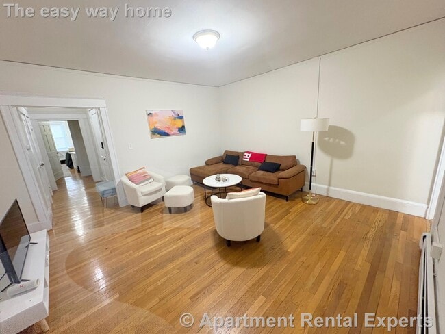 Photo - 489 E Broadway Unidad #3