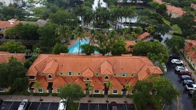 Photo - 4950 Tradewinds Ter