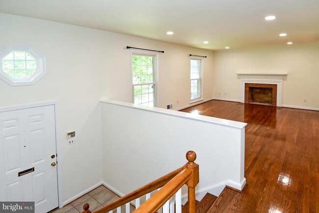 Photo - 7513 Sebago Rd